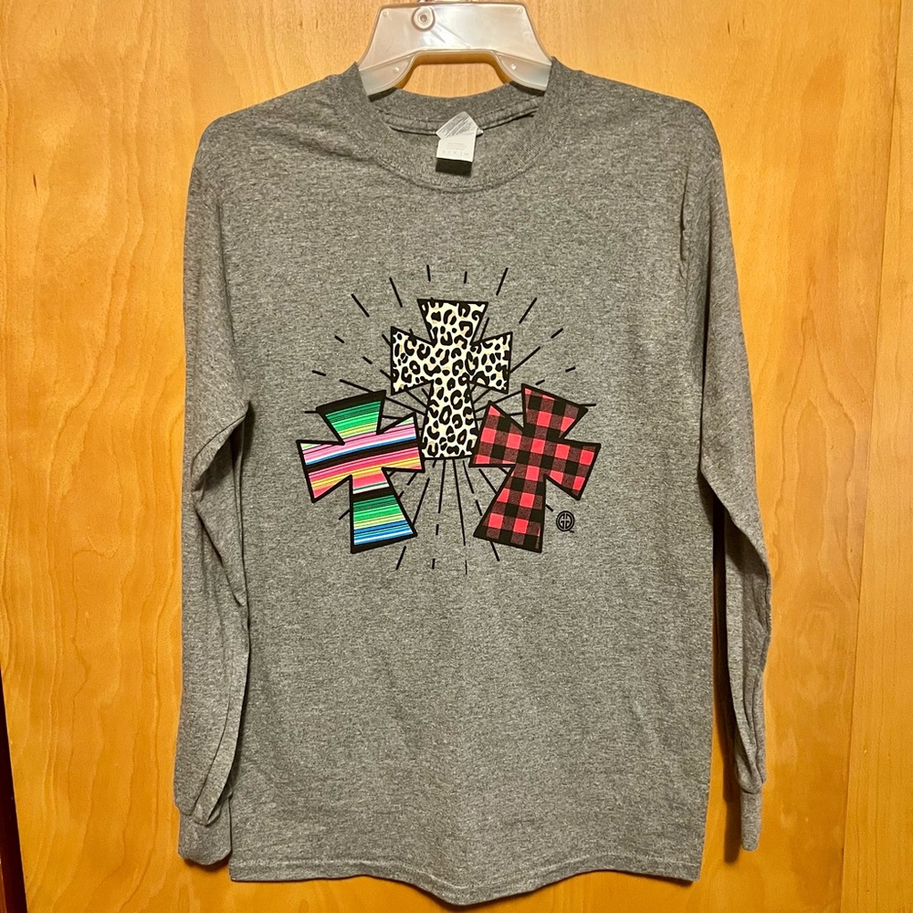 New girlie girl leopard serape buffalo plaid cross tee S